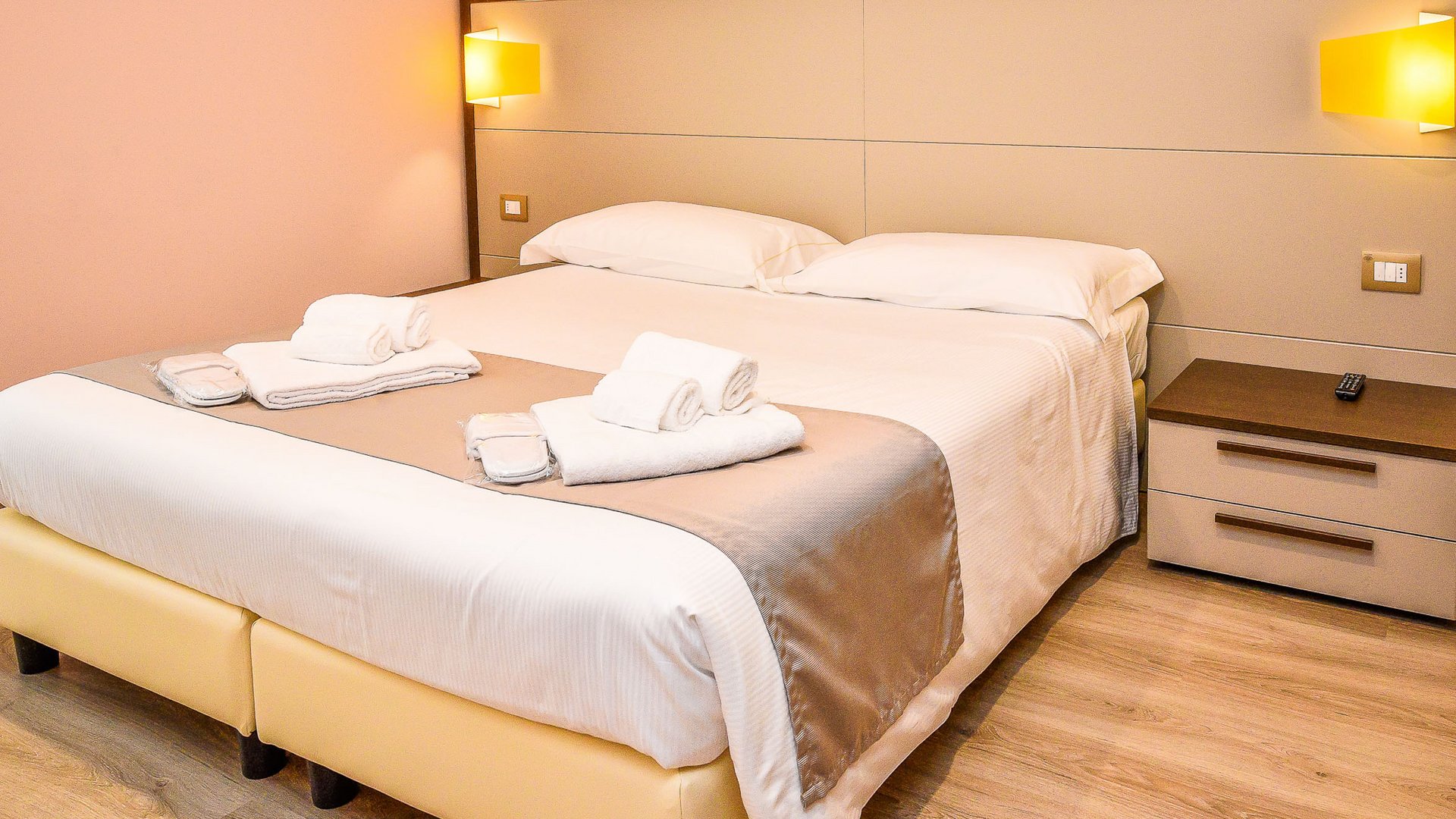 Lago Maggiore - 4* Hotel Rosa  | Bezaubernde Seenlandschaften