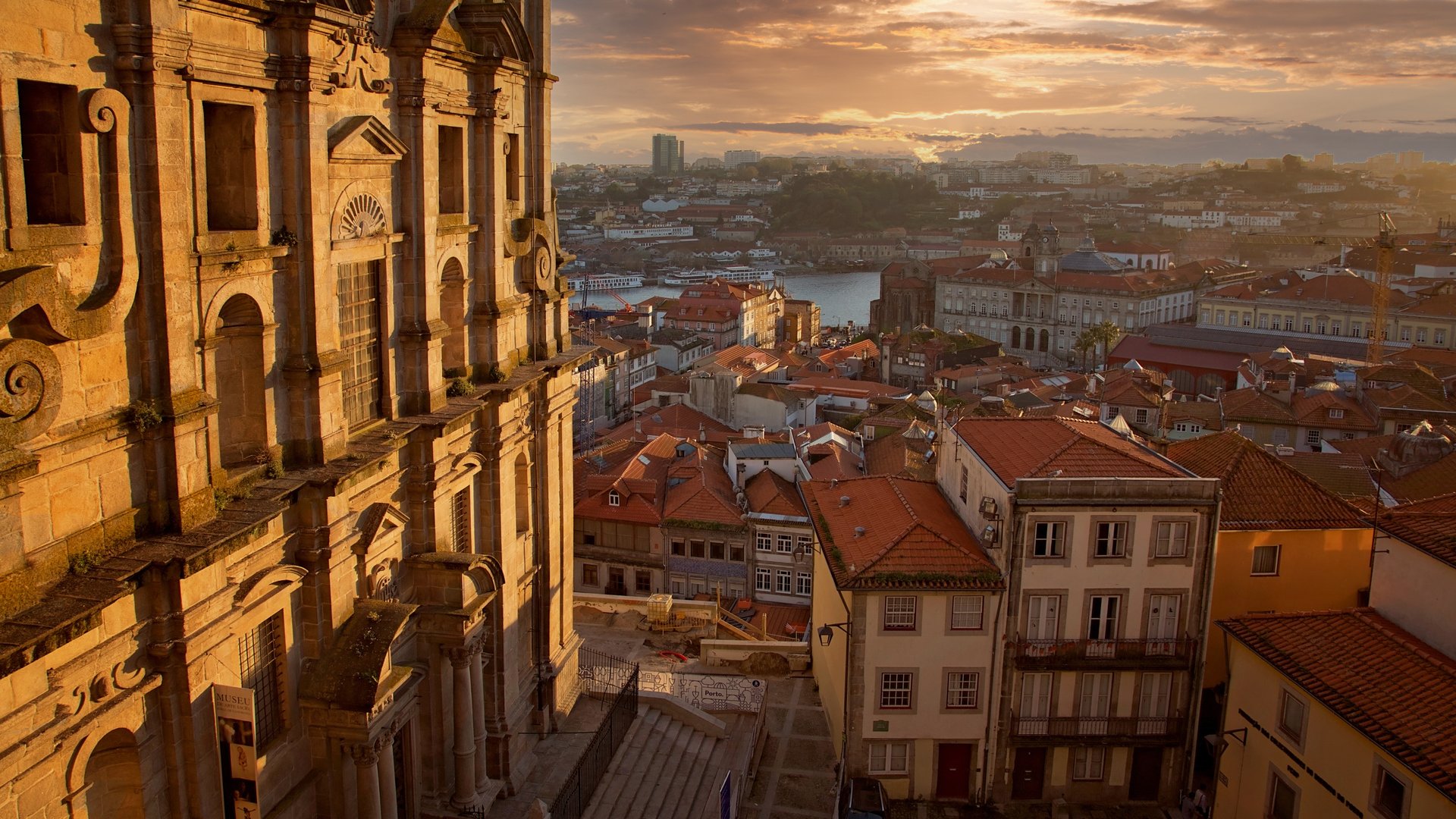 Budget-Friendly Porto City Break for Groups