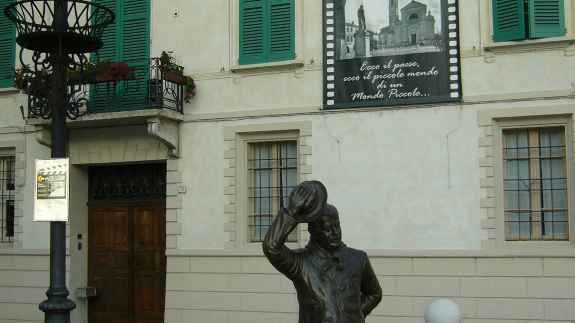 Emilia Romagna - Don Camillo & Peppone Emilia Romagna - Don Camillo & Peppone