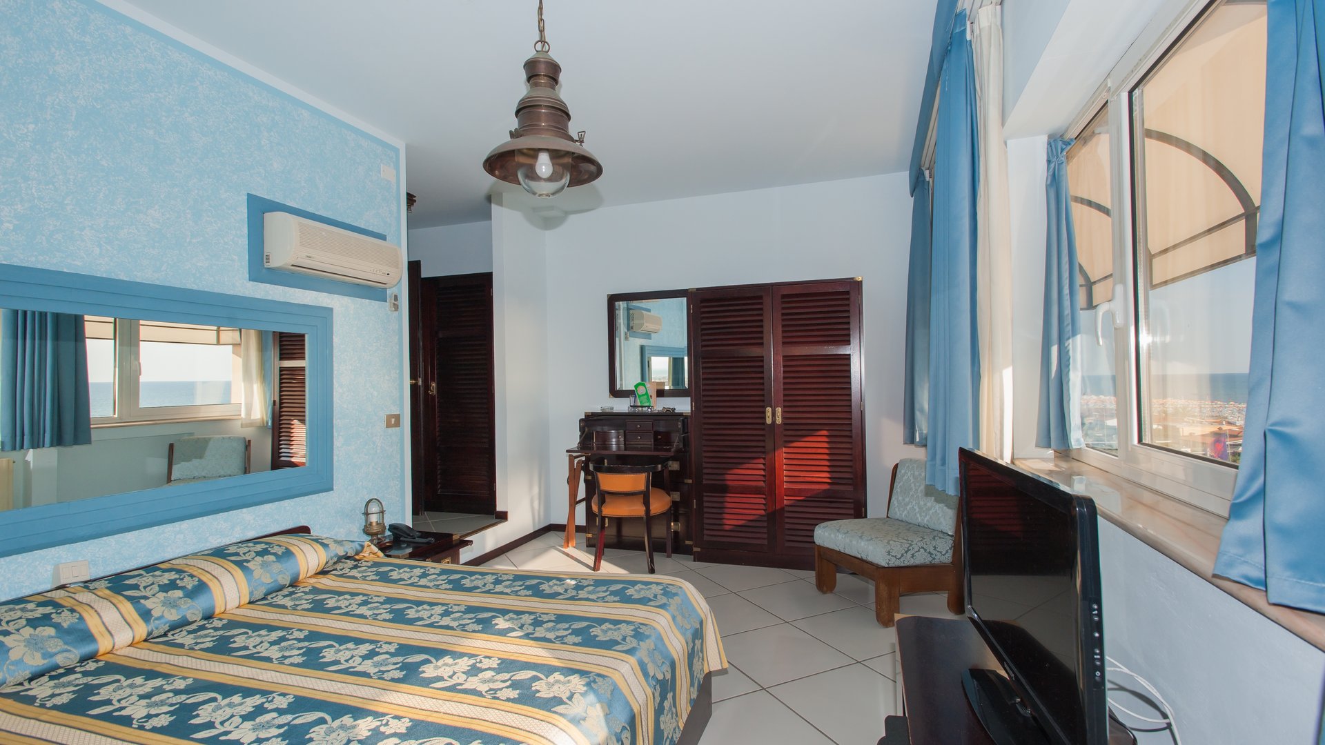 Cinque Terre and Elba Island