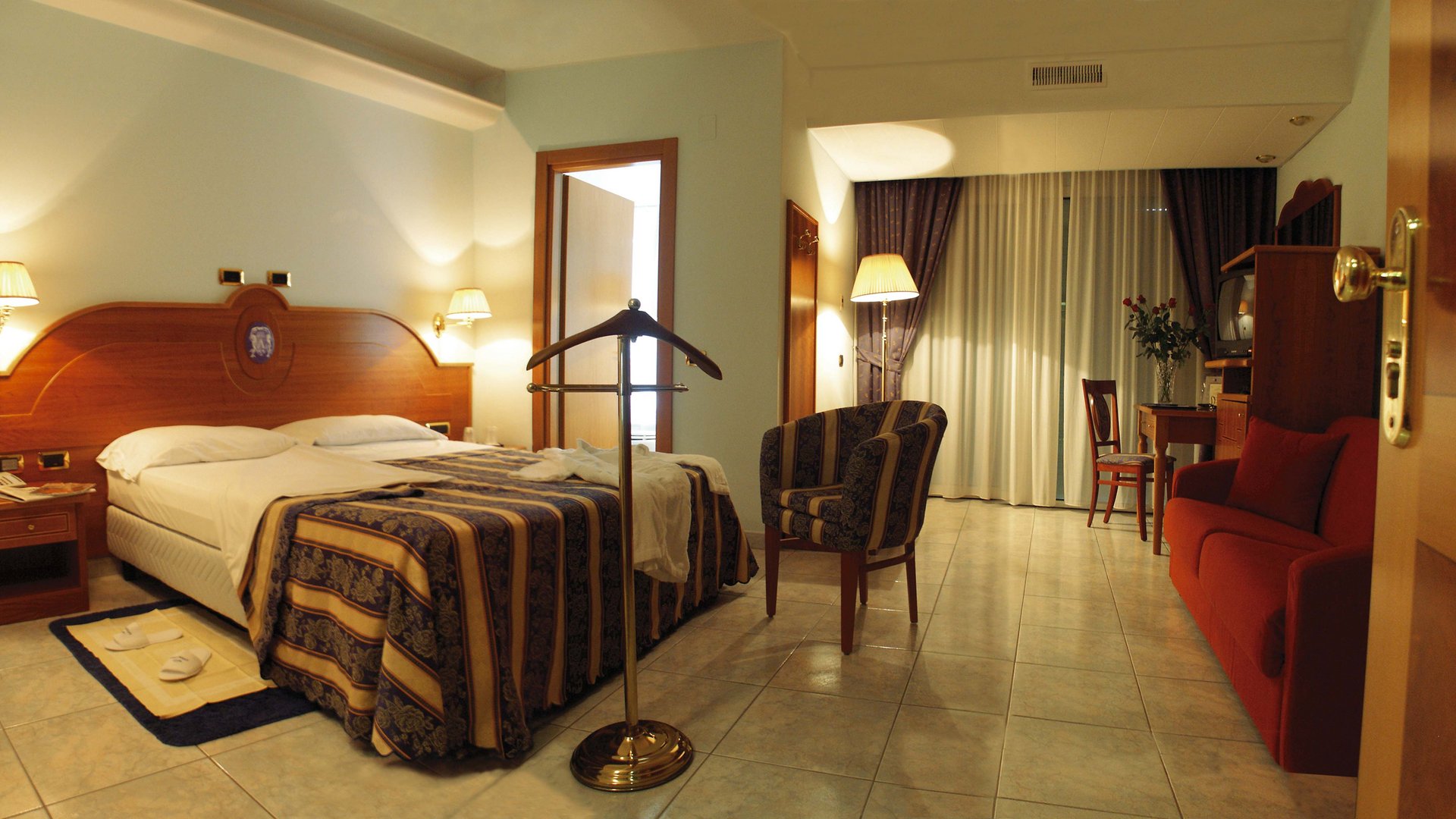 Abruzzen - Vom Meer zum Gran Sasso d’Italia Abruzzen - Vom Meer zum Gran Sasso d’Italia