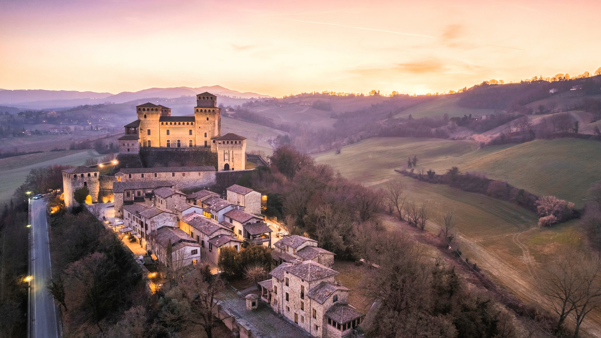 Emilia - Schlösser rund um Parma Emilia - Schlösser rund um Parma