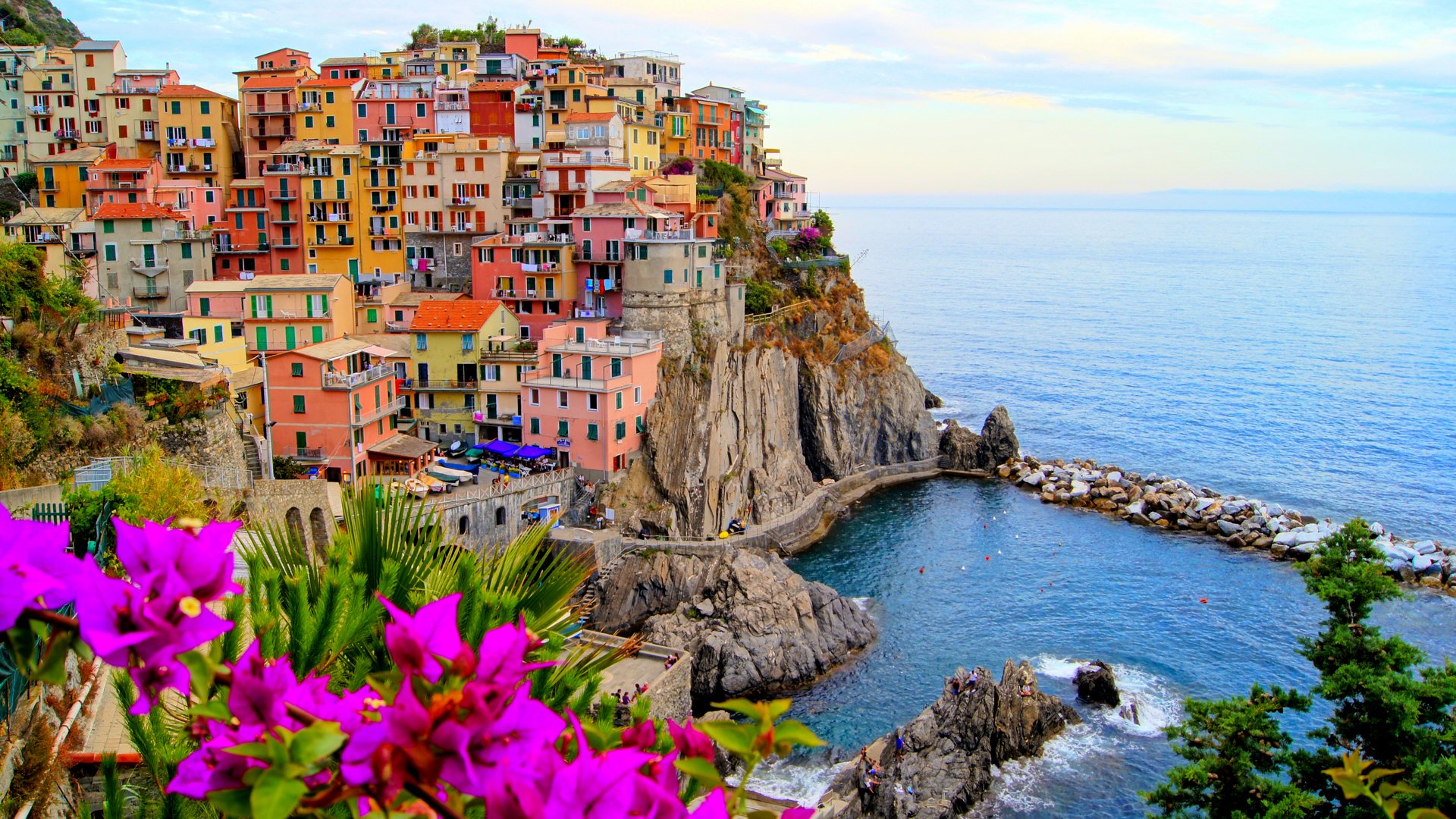 Cinque Terre & Elba – Group Tour Package for Coastal Italy