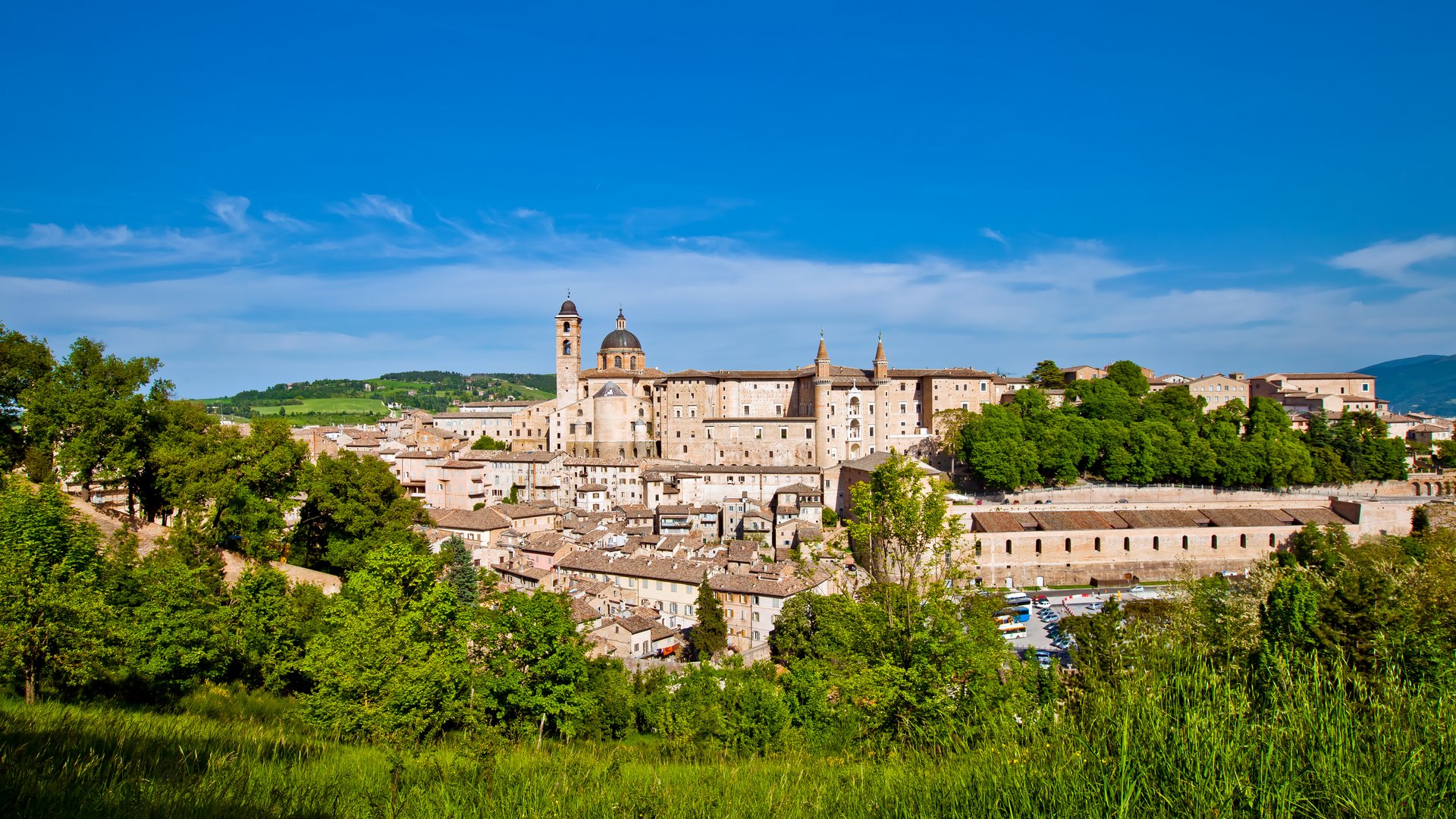 Marche, Abruzzo e Molise - Dalle onde del Conero alle colline Umbre