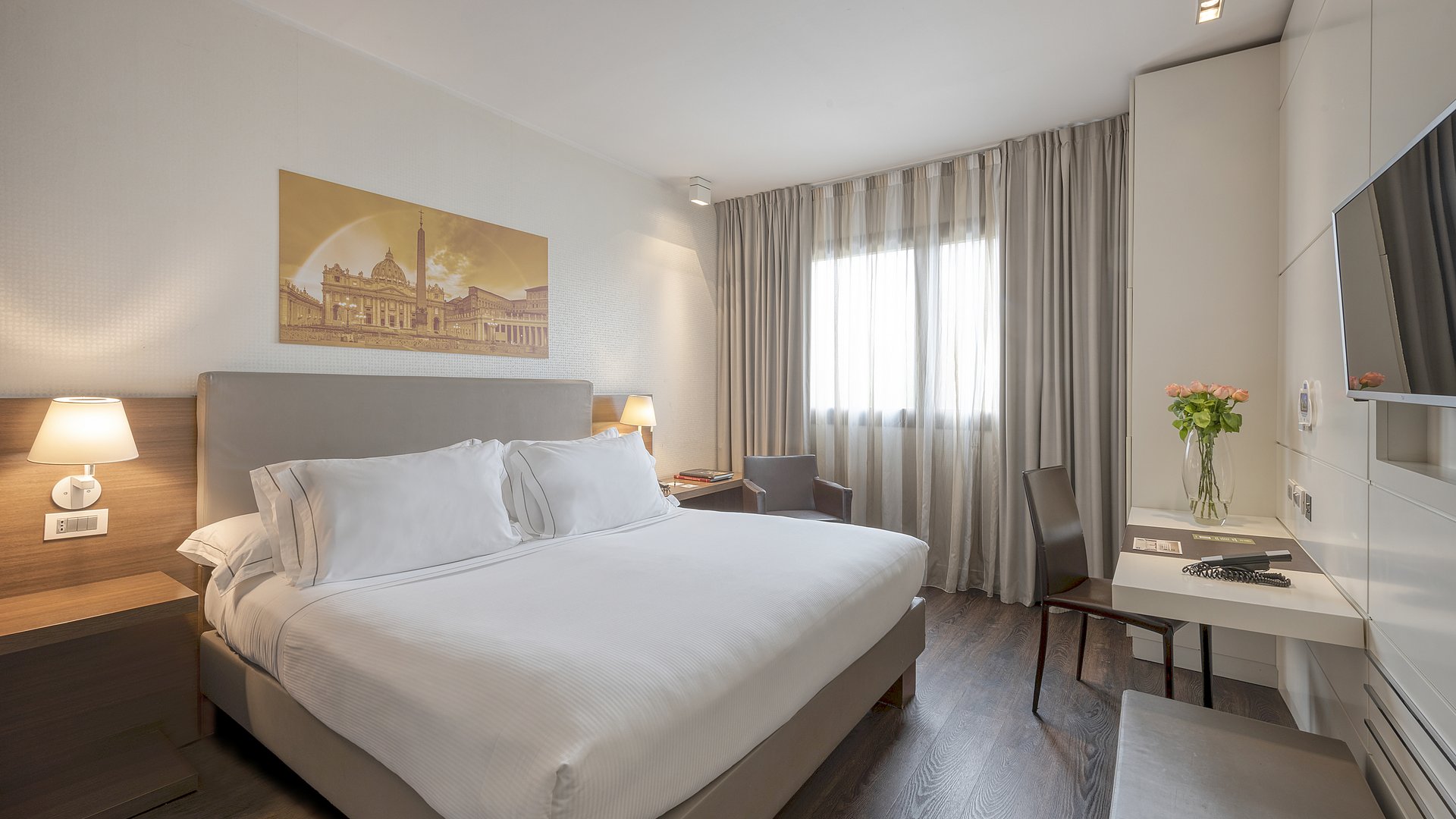 Rom - 4* Hotel H10 Roma Città | Alle Wege führen nach Rom