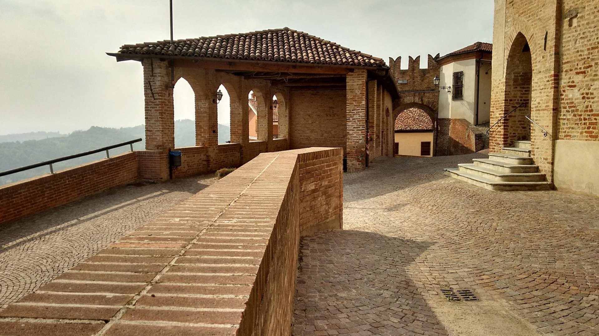 E-Bike & Wine Adventure in Piedmont – Explore Langhe & Roero