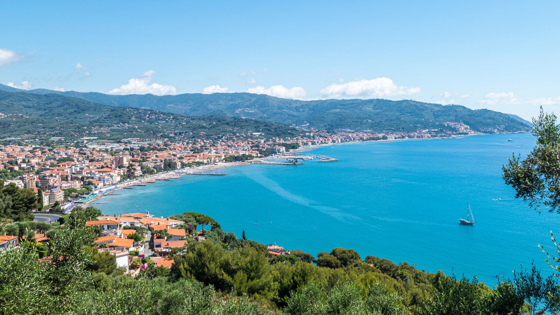 Italian & French Riviera Culture & Glamour Tour: Sanremo & Montecarlo