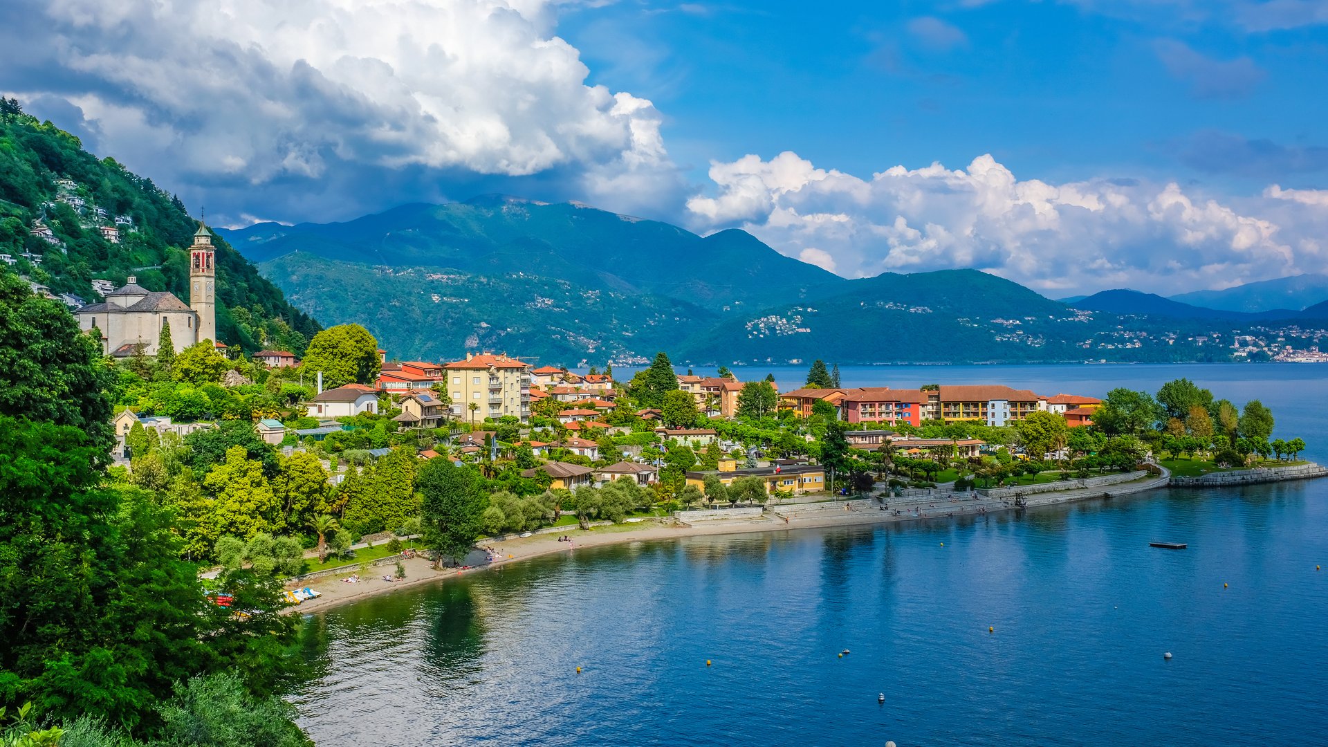 Lombardia e i suoi laghi - Paesaggi mozzafiato del Lago Maggiore
