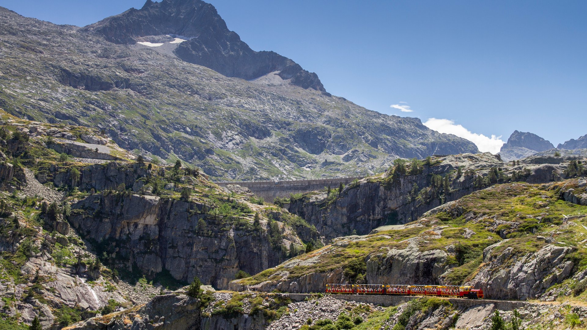 Spain Pyrenees Group Train Tour: Red, Yellow & Núria Valley Railways - DMC Iberia Spain Pyrenees Group Train Tour: Red, Yellow & Núria Valley Railways - DMC Iberia