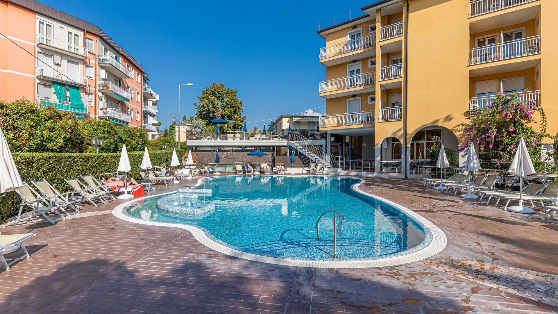 Eröffnung & Abschluss | Gardasee - 3*S Hotel Bisesti
