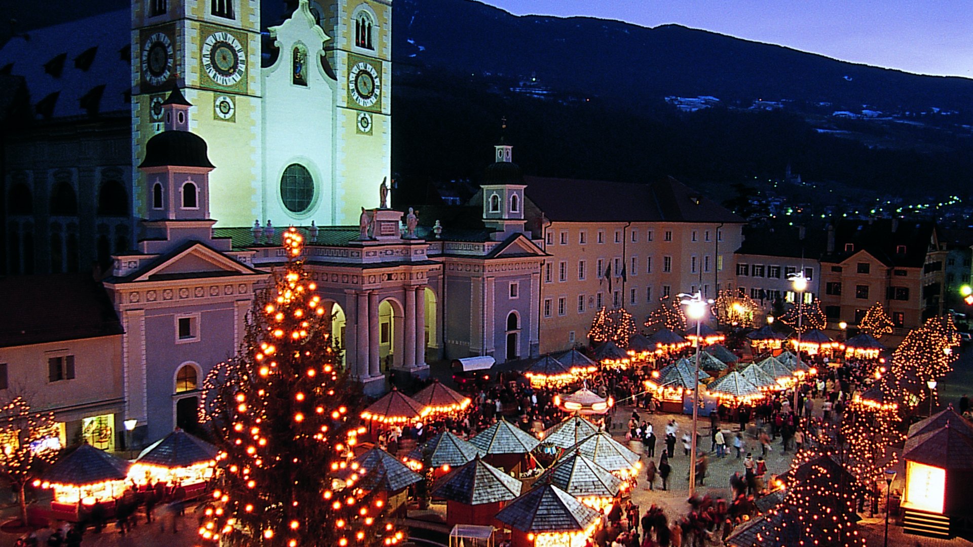 Advent | Trentino-Südtirol - Adventszeit am Levicosee Advent | Trentino-Südtirol - Adventszeit am Levicosee