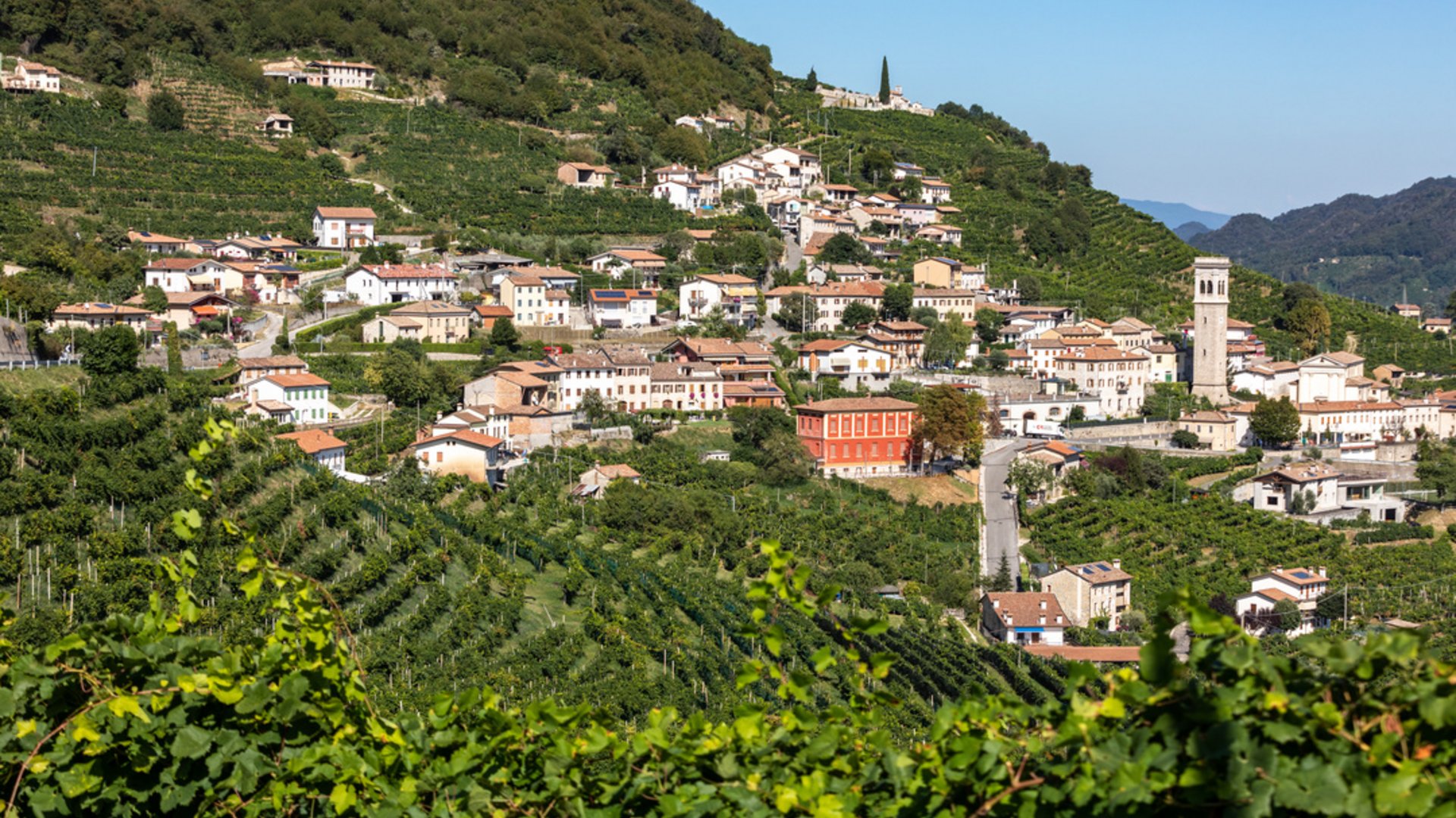 Pre & Post Cruise Venice & Italian Lakes | Expert DMC Land Services