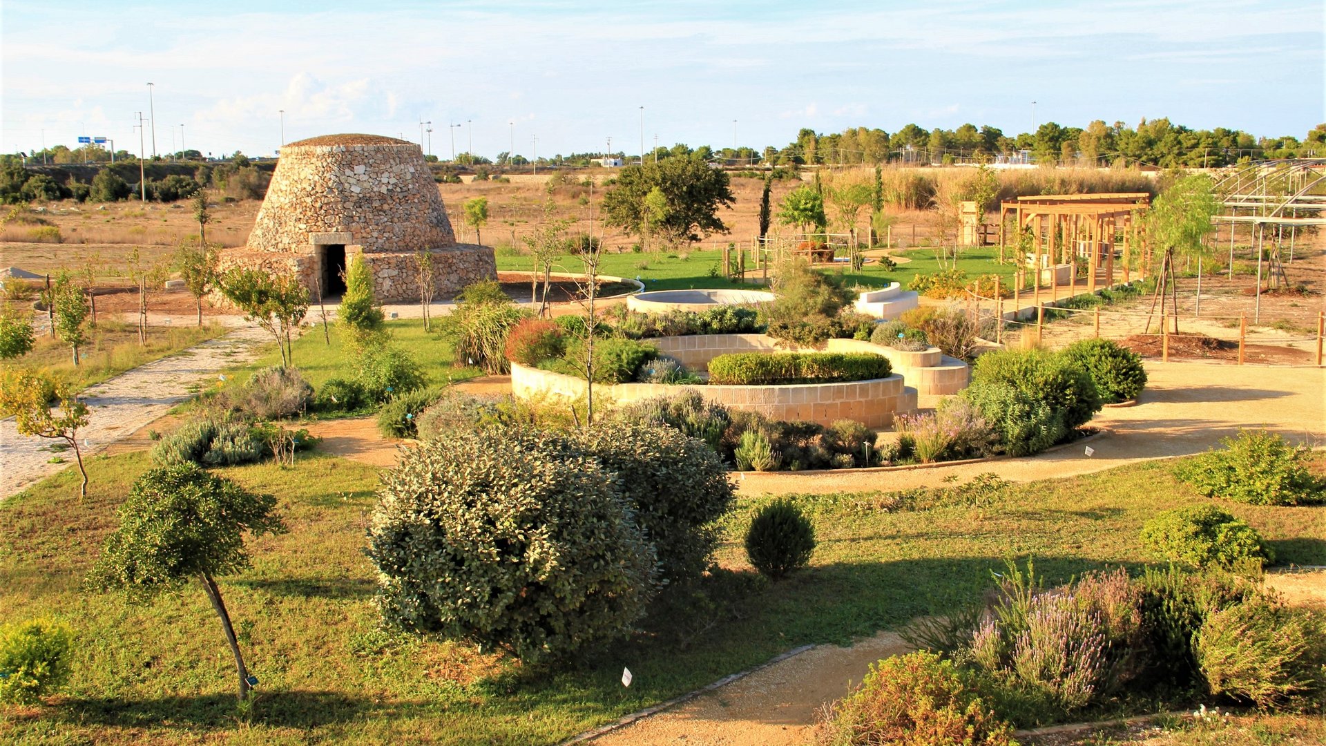 Puglia - Incanti di Puglia: giardini, masserie e paesaggi da sogno