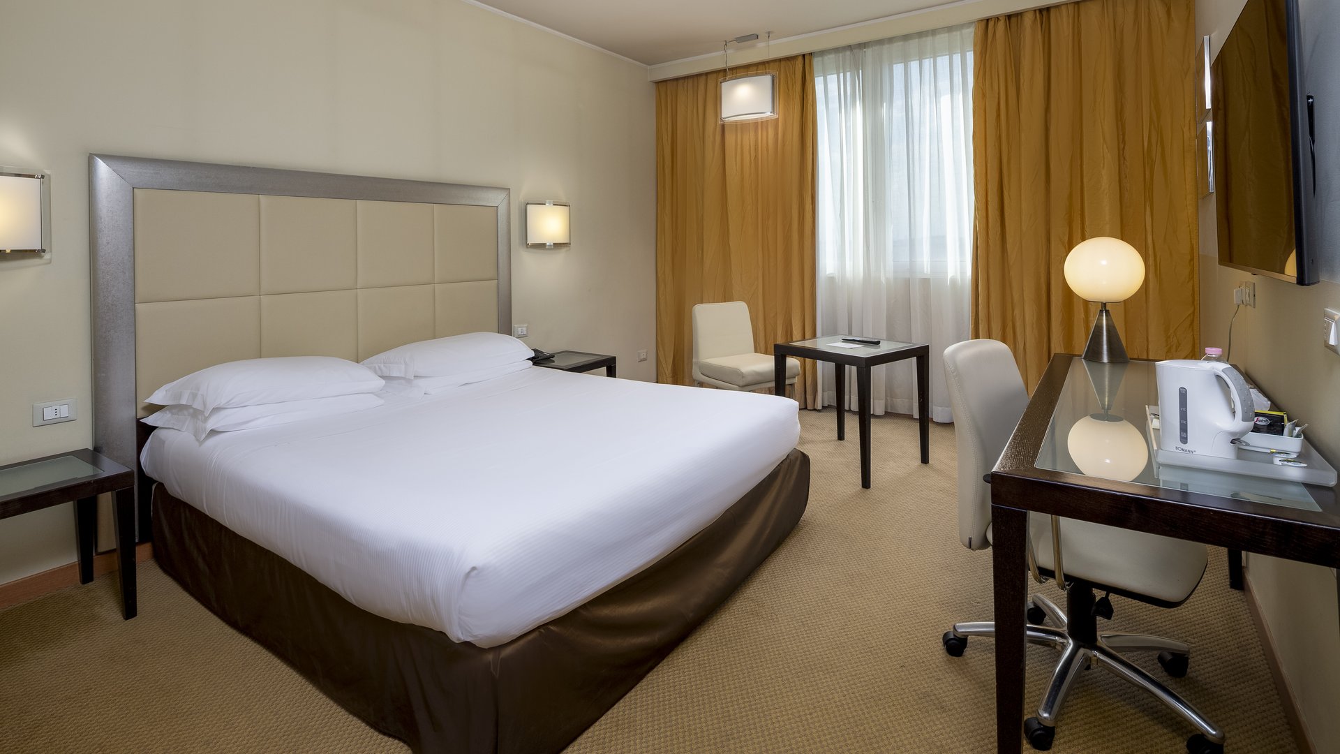 Silvester | Venetien - 4* Hotel Crowne Plaza Padova