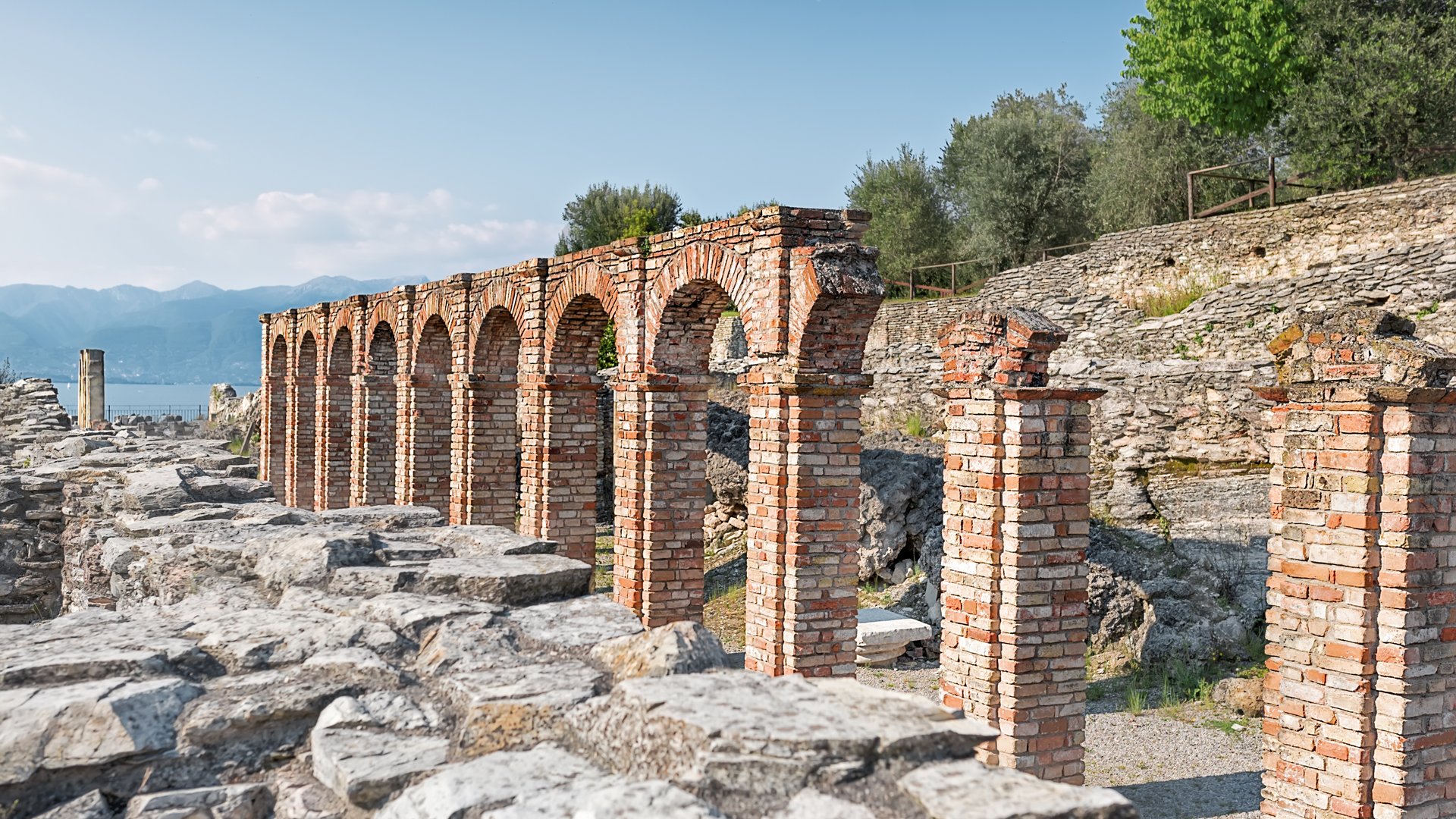 Gardasee - 4* Hotel Antico Monastero