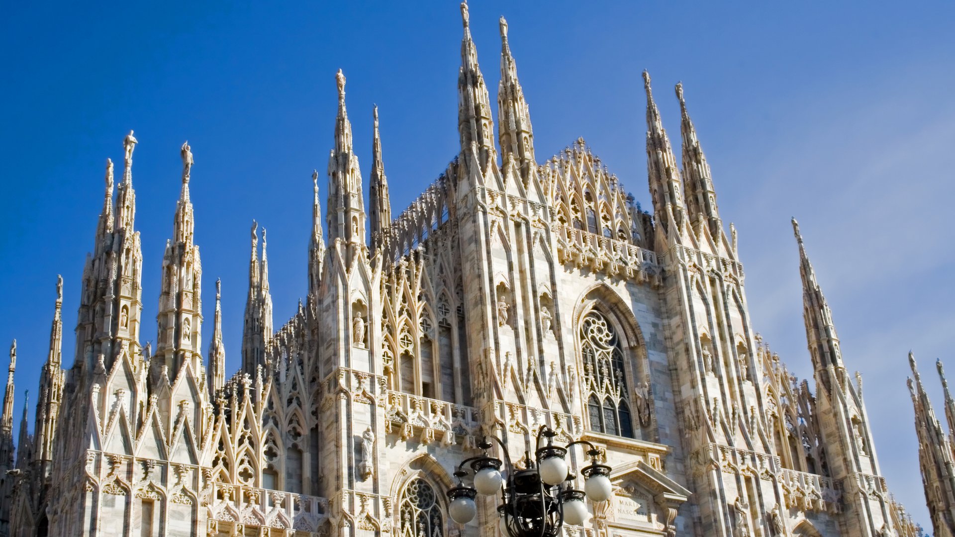 Lake Como & Bernina Express: A Scenic Alpine Adventure