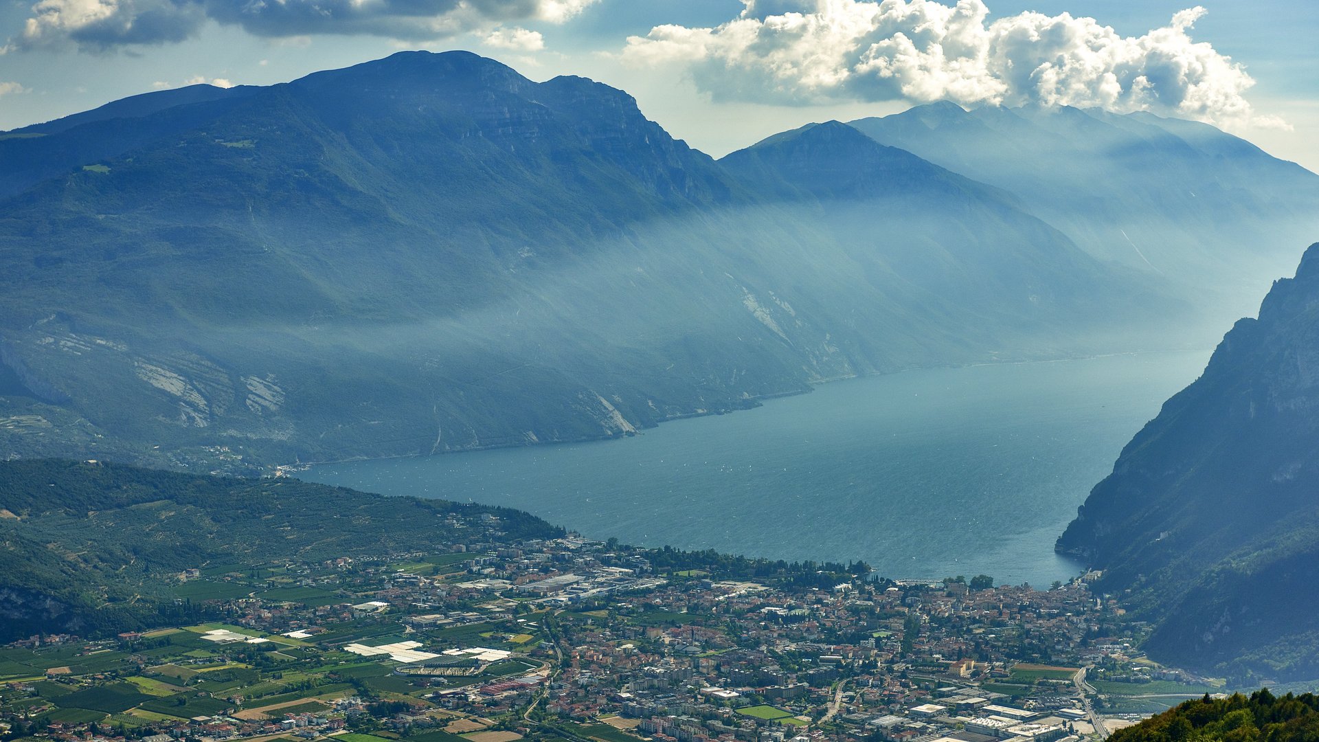 Eröffnung & Abschluss | Gardasee - 4* Grand Hotel Riva Eröffnung & Abschluss | Gardasee - 4* Grand Hotel Riva