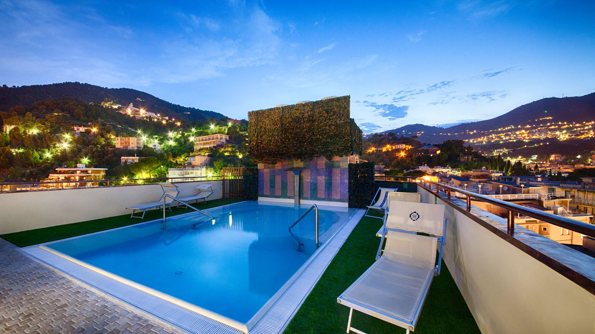 Ligurien - 4* Grand Hotel Spiaggia  | Blumenriviera & Côte d’Azur