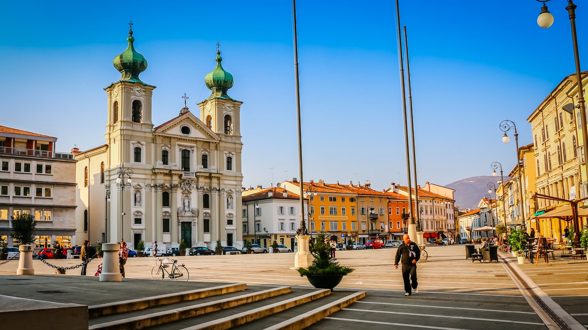 Slowenien - Grenzländer: Slowenien und Italien Slowenien - Grenzländer: Slowenien und Italien