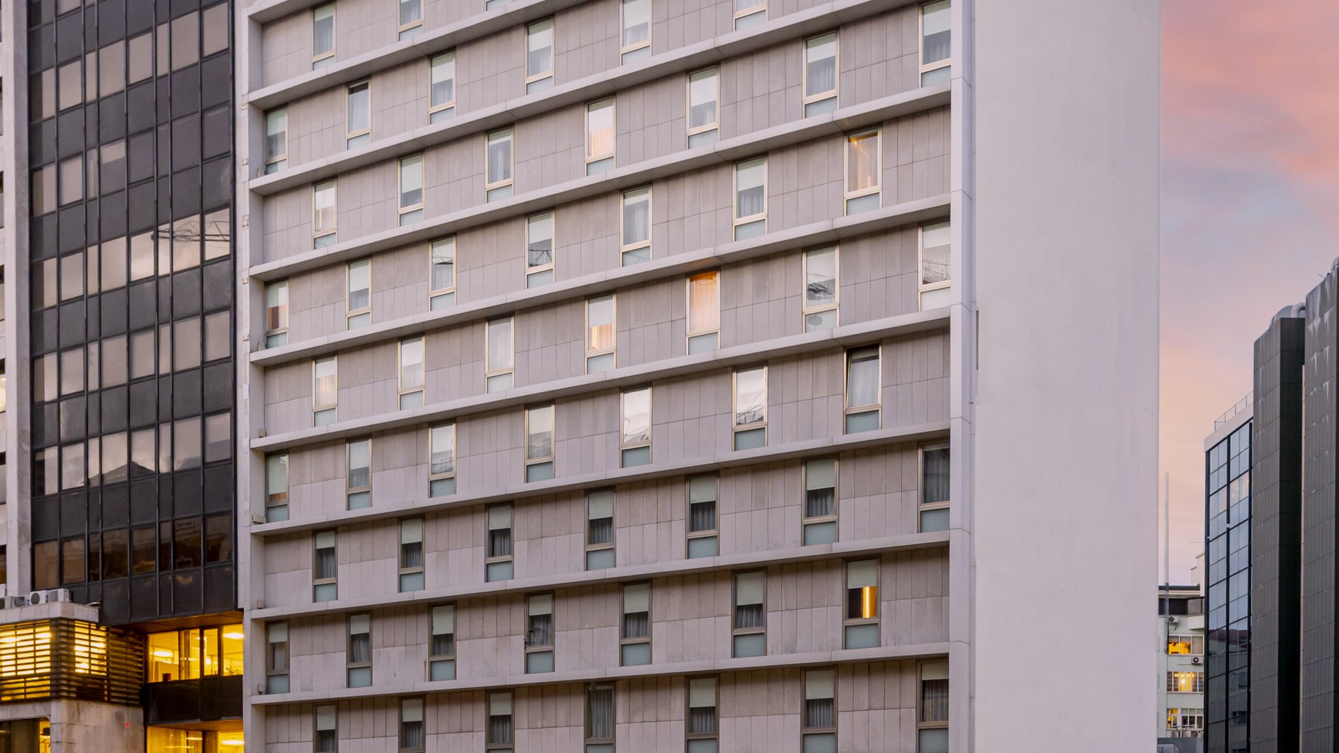 Sonderaktion November | Portugal - 4* Hotel HF Fénix Urban