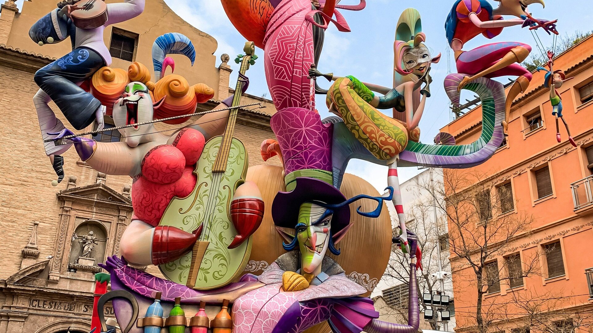 Experience the Magic of Las Fallas in Valencia – A B2B Group Tour