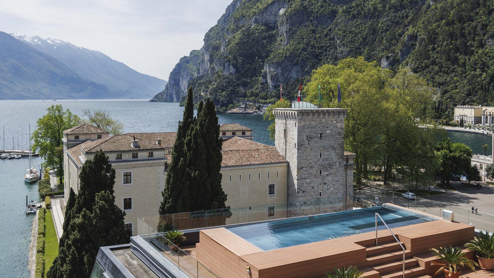 Eröffnung & Abschluss | Gardasee - 4* Grand Hotel Riva Eröffnung & Abschluss | Gardasee - 4* Grand Hotel Riva
