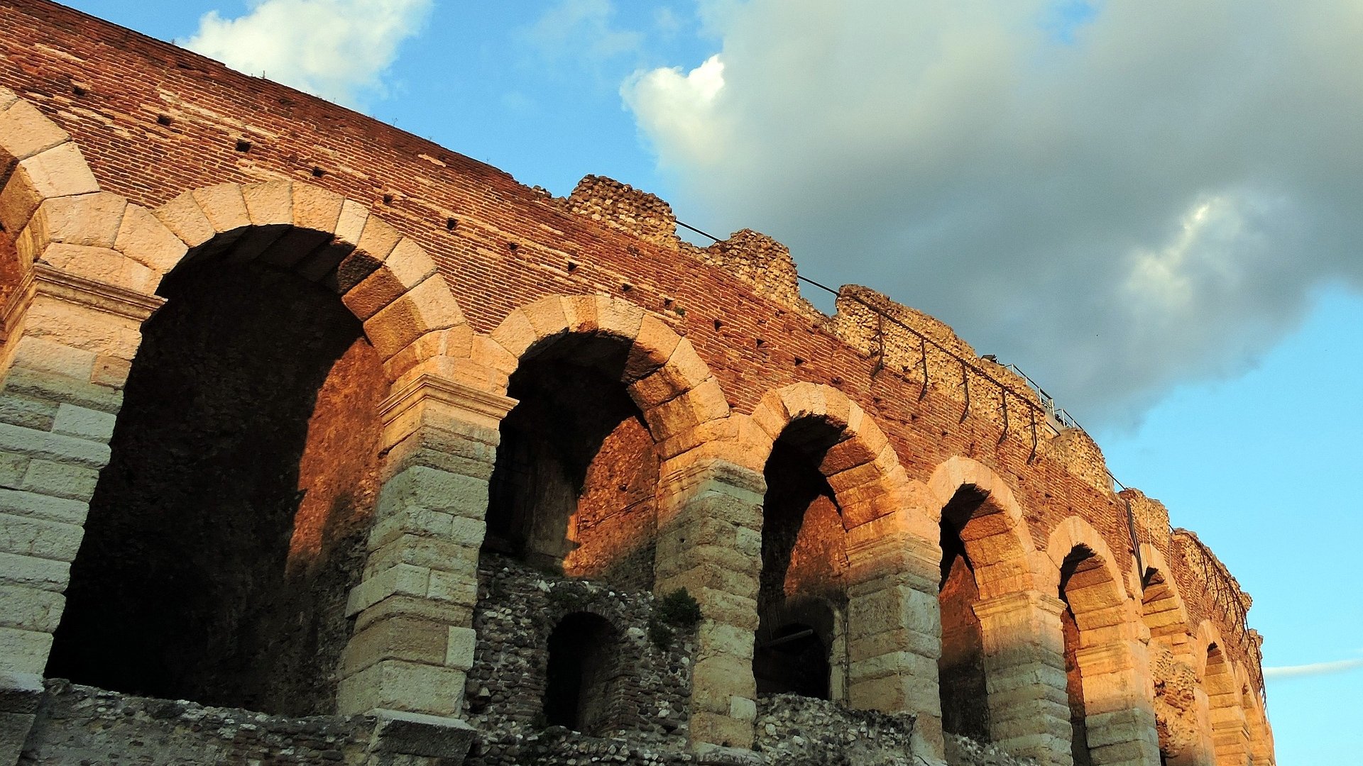 Sonderaktion November | Gardasee - 4* AHG Hotel Riva del Sole Sonderaktion November | Gardasee - 4* AHG Hotel Riva del Sole