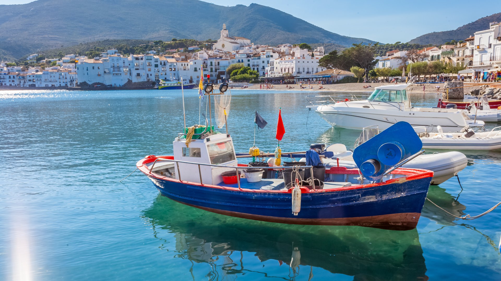 Spain Pyrenees Group Train Tour: Red, Yellow & Núria Valley Railways - DMC Iberia