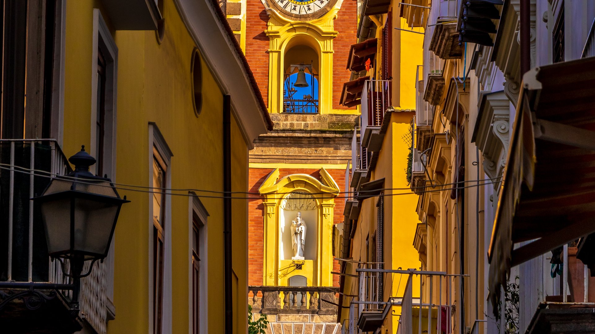 Campania - Caserta, Pompei, Napoli e il presepe vivente a Sorrento