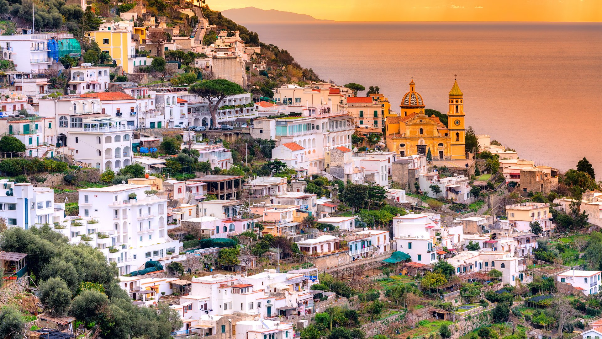 Campania - Il mito del Sentiero degli Dei: natura e panorami mozzafiato