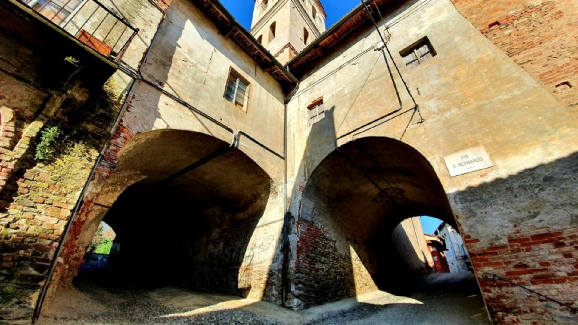 E-Bike & Wine Adventure in Piedmont – Explore Langhe & Roero