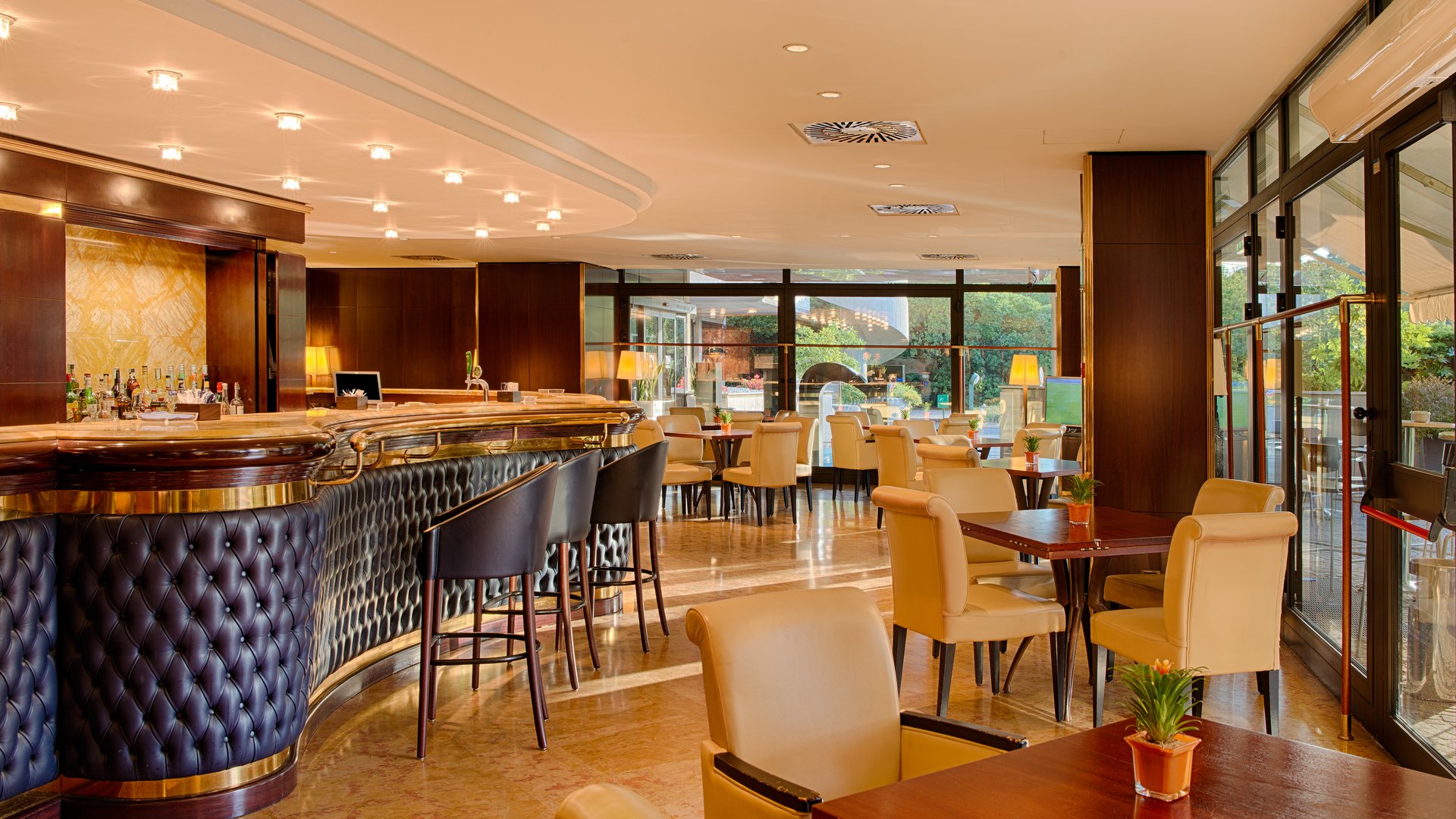 Rom - 4* Hotel NH Roma Villa Carpegna | Alle Wege führen nach Rom Rom - 4* Hotel NH Roma Villa Carpegna | Alle Wege führen nach Rom