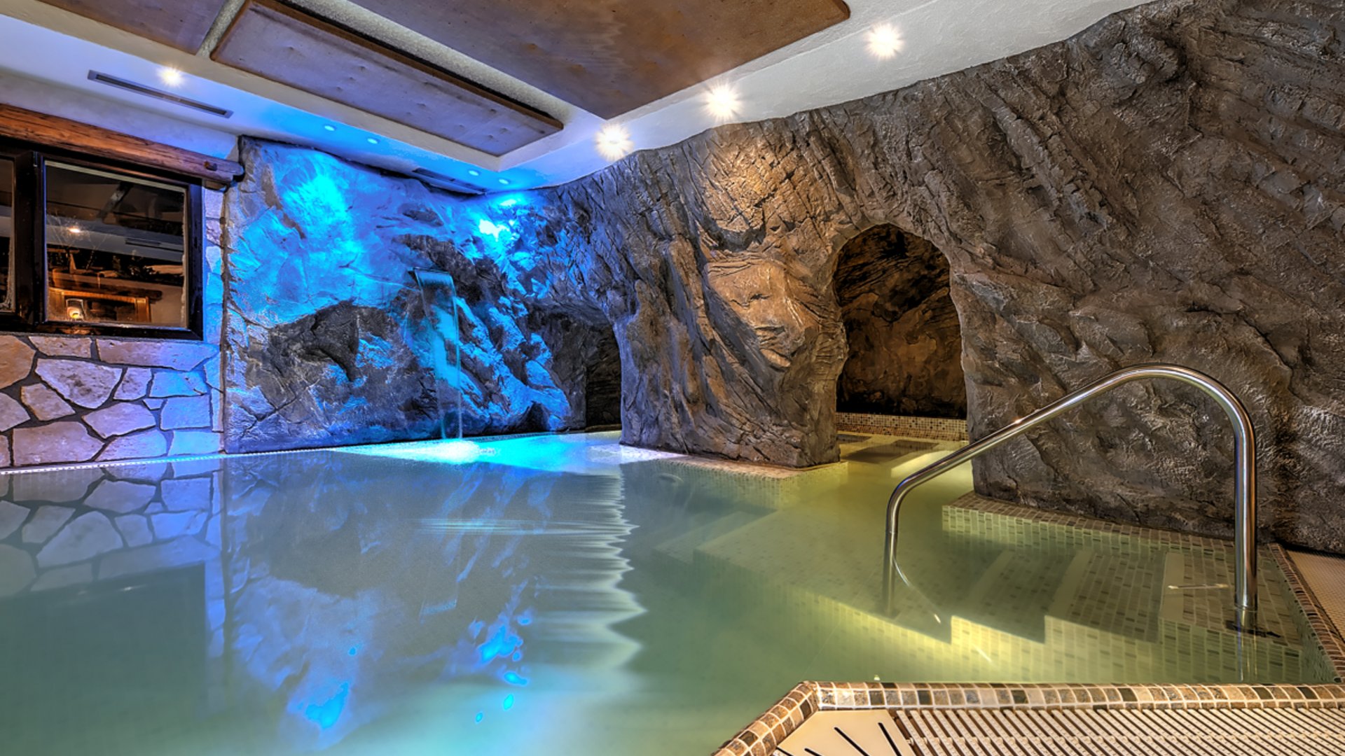 Northern Italy Tour: Culture, Dolomites & Bernina Express