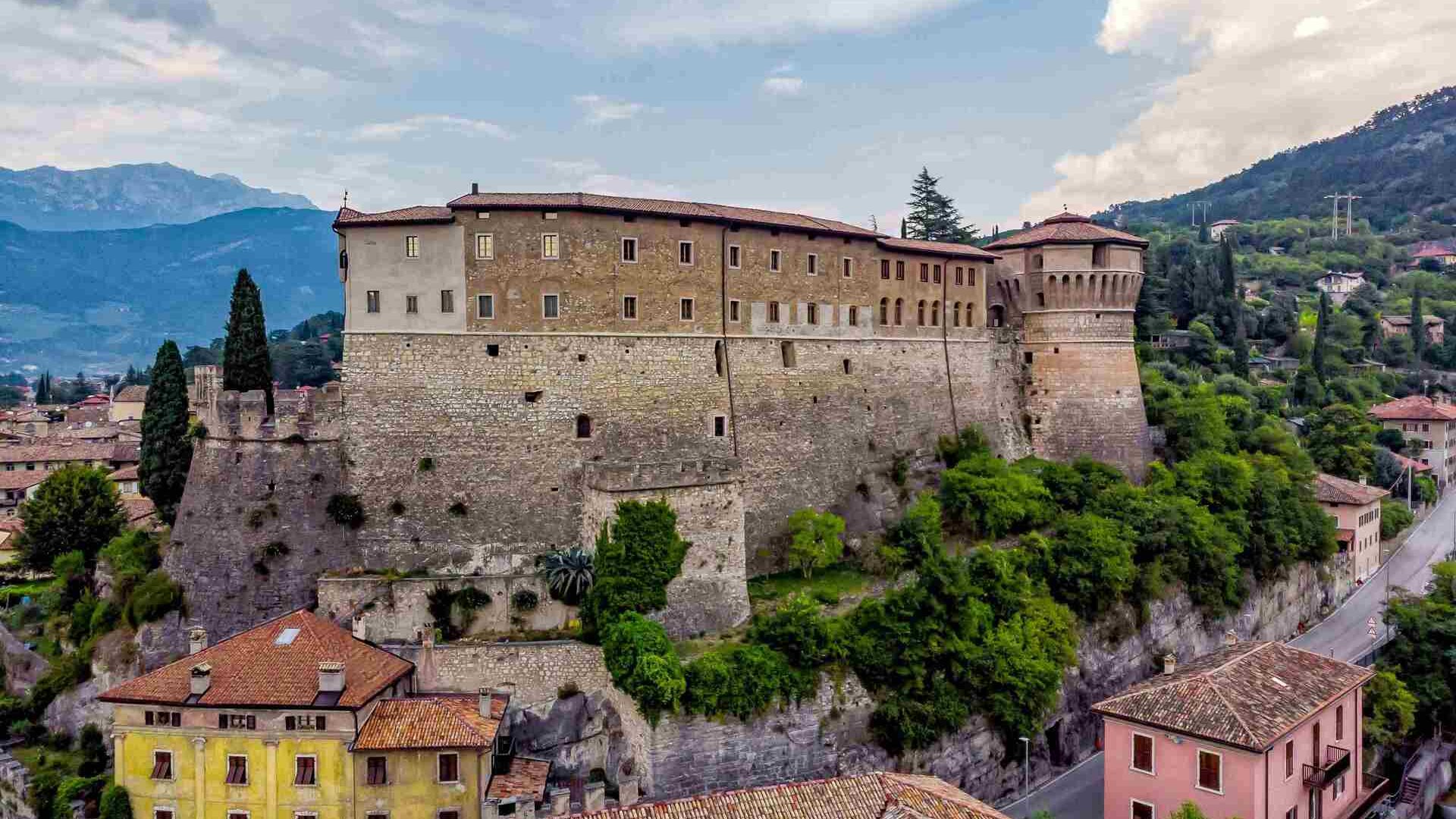 Explore Lake Garda by Bike: Trentino’s Scenic Cyclist Paradise