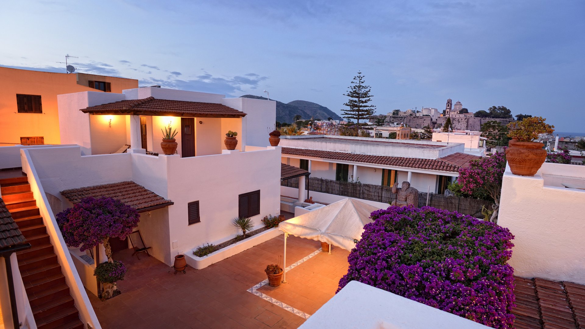 Wanderreise - Wanderparadies Liparische Inseln Wanderreise - Wanderparadies Liparische Inseln