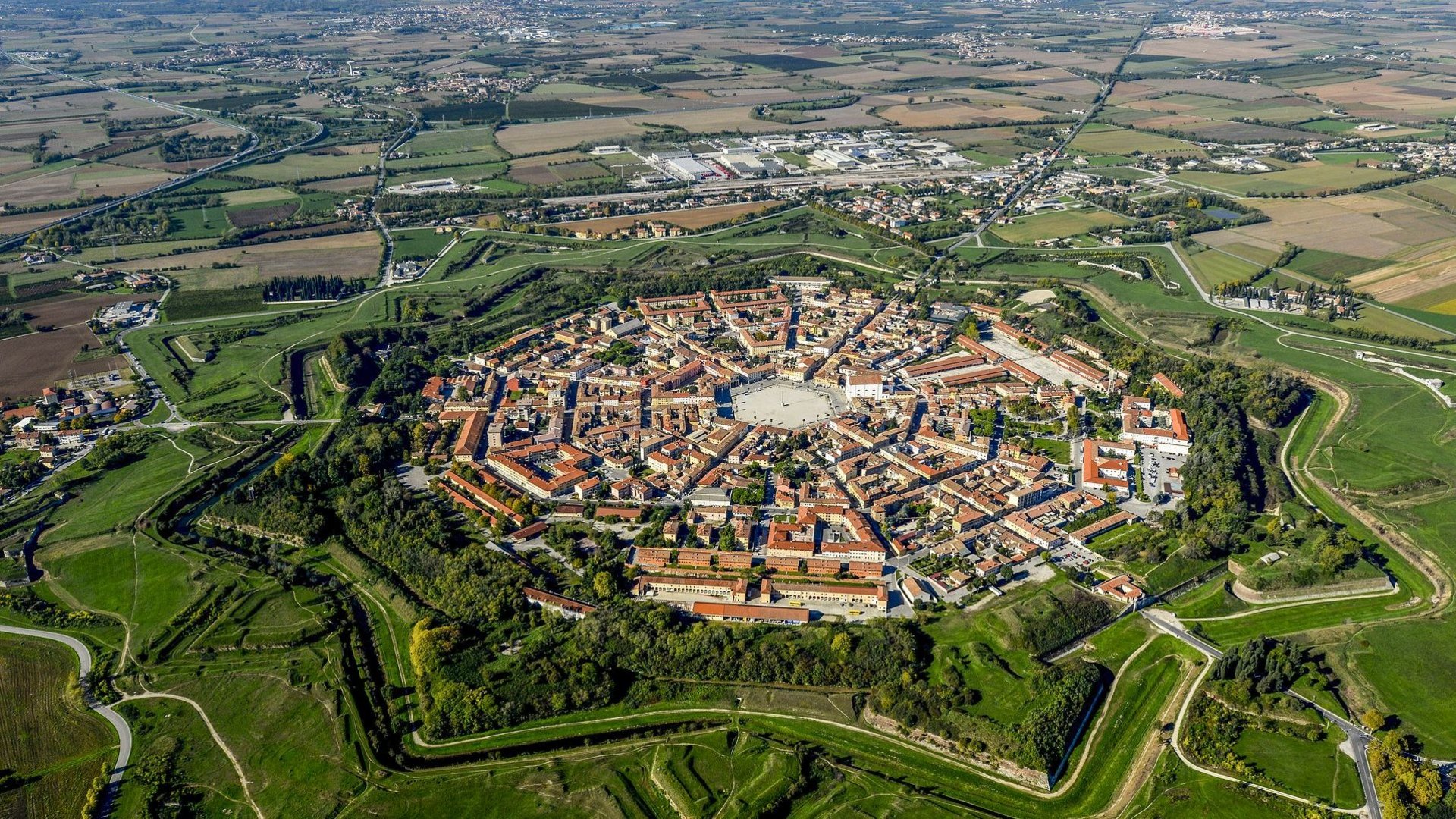 Tour - Die Perlen Norditaliens Tour - Die Perlen Norditaliens