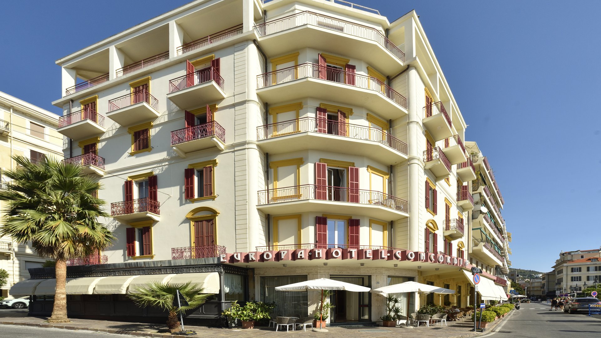 Italian & French Riviera Culture & Glamour Tour: Sanremo & Montecarlo