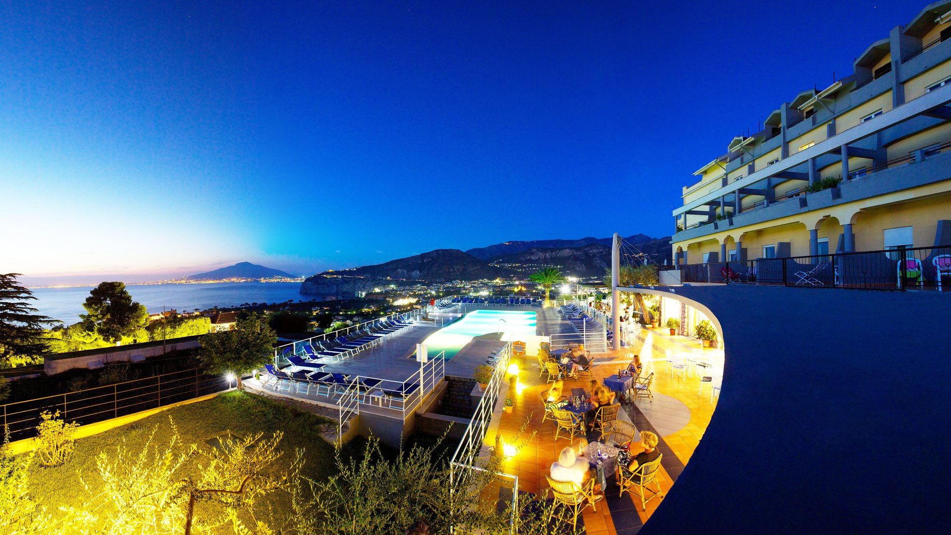 Sonderaktion November | Golf von Neapel - 4* Art Hotel Gran Paradiso Sonderaktion November | Golf von Neapel - 4* Art Hotel Gran Paradiso