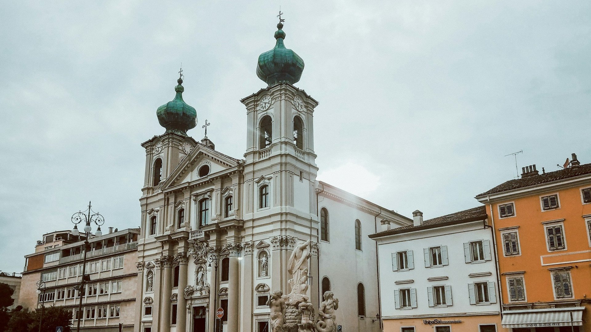 Slowenien - Grenzländer: Slowenien und Italien Slowenien - Grenzländer: Slowenien und Italien