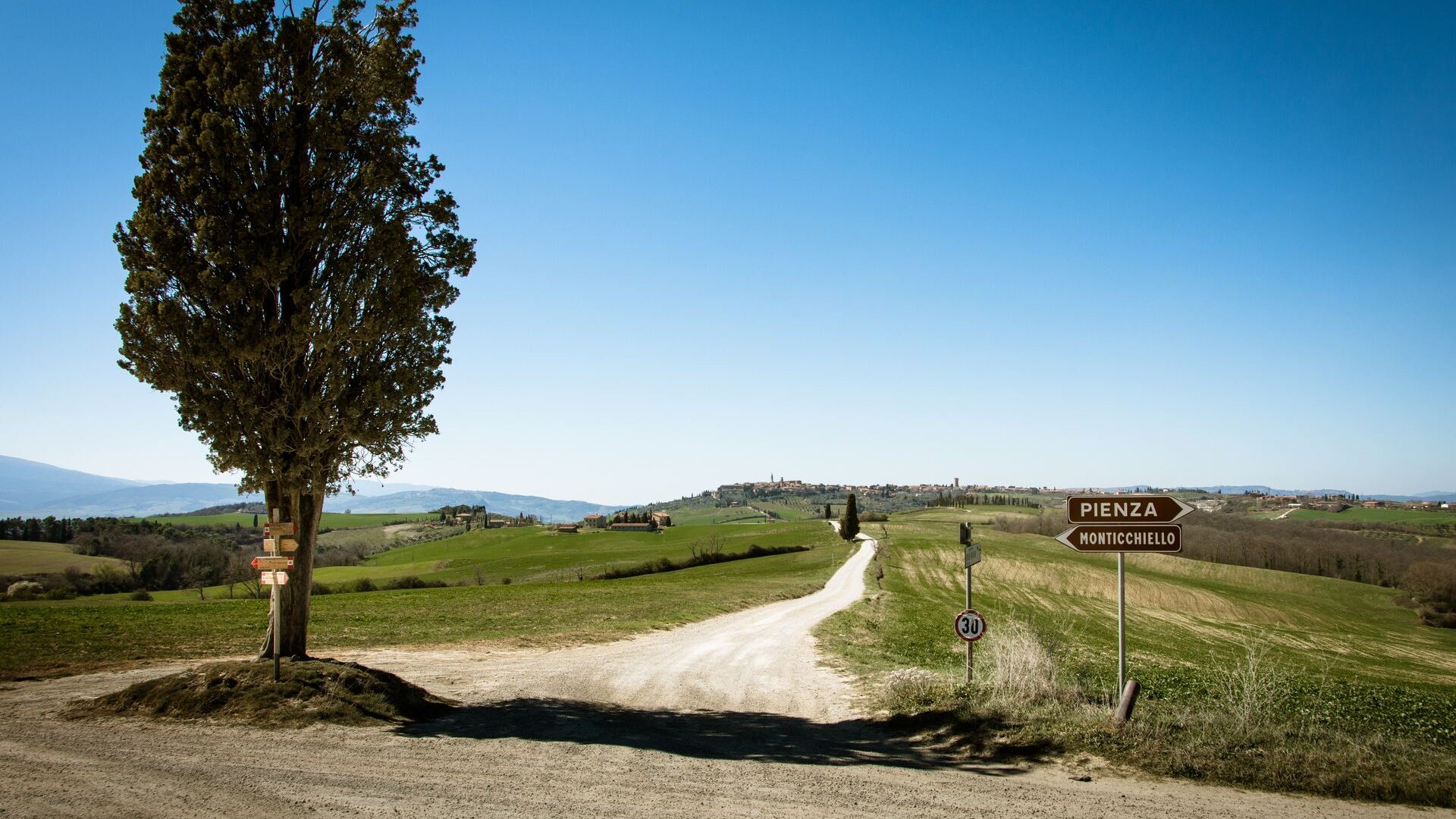 Tuscany & Umbria – 6-day group tour with steam train excursion