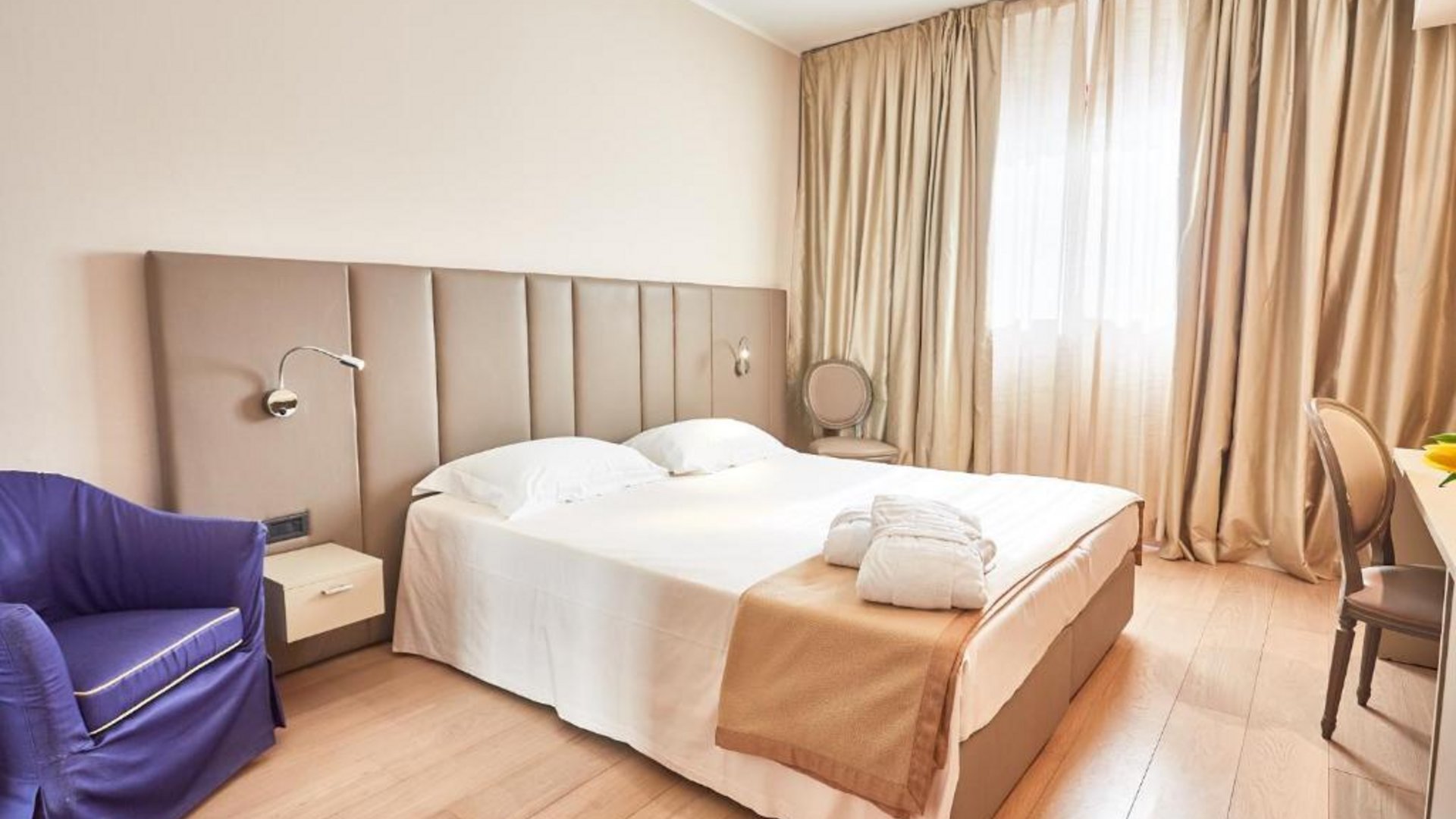 Silvester | Lombardei - 4* Ferretti Majestic House