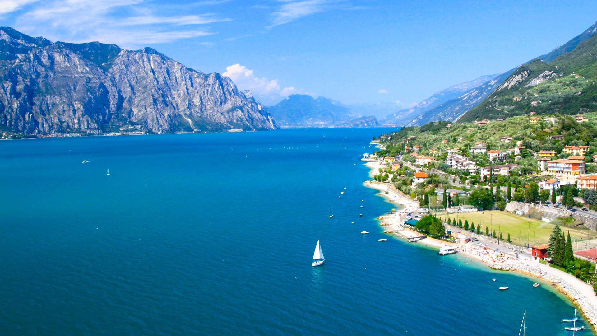 Lake Garda Group Tour: Olive Harvest, Villages & Boat Trip – DMC Italy