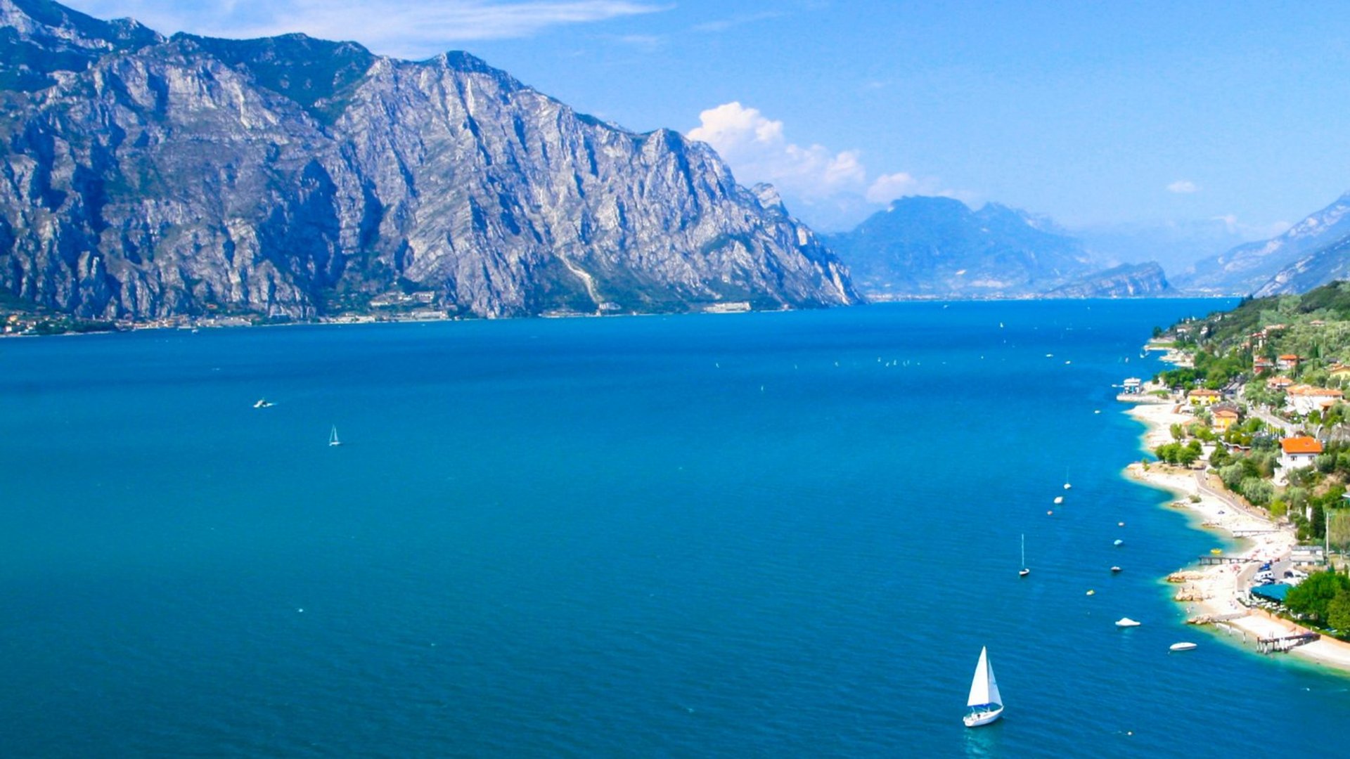 Gardasee - 4* Hotel Garda Bellevue Gardasee - 4* Hotel Garda Bellevue
