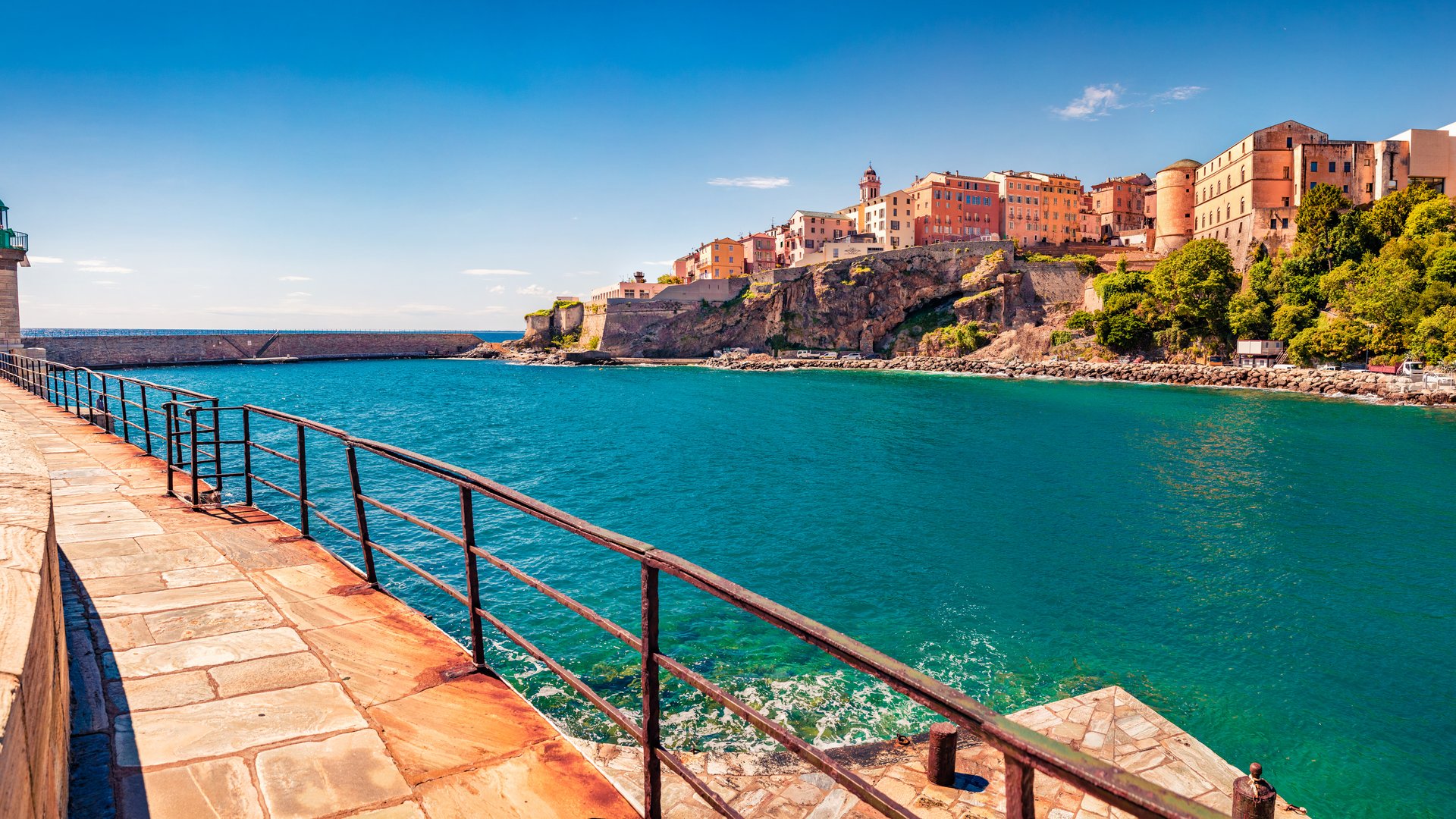 Corsica - Borghi, profumi e panorami della Corsica