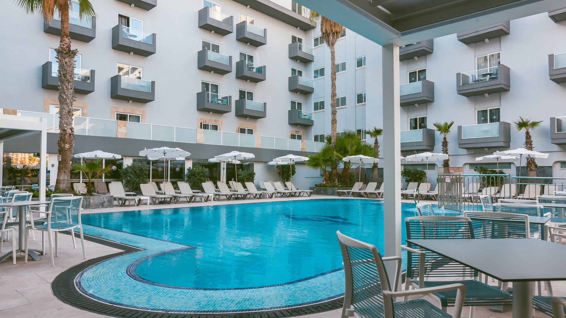 Silvester | Malta - 4* Pebbles Resort