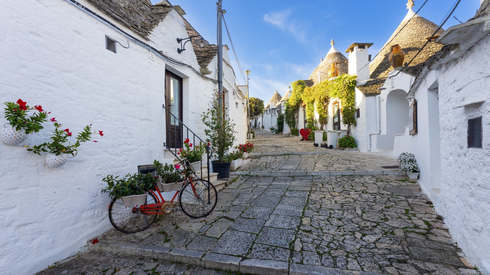 ITALY - Puglia - Culture Multi-Base ITALY - Puglia - Culture Multi-Base