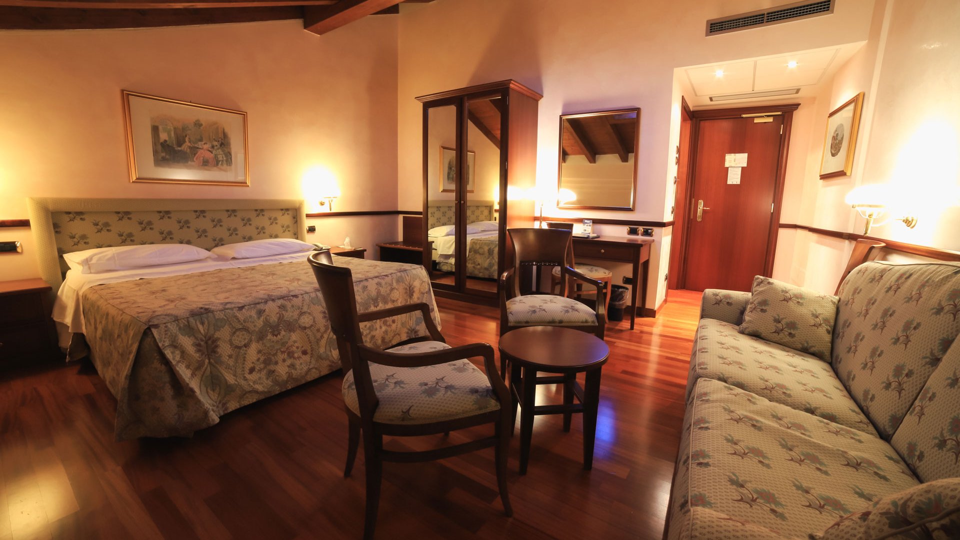 Emilia-Romagna Cultural Tour: From Apennines to the Adriatic Sea Emilia-Romagna Cultural Tour: From Apennines to the Adriatic Sea