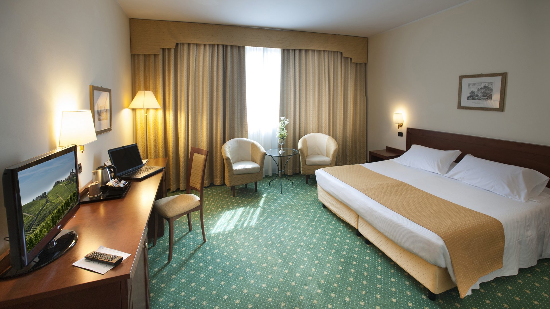 Weihnachten & Silvester | Piemont - 4* PHI Hotel Cavalieri