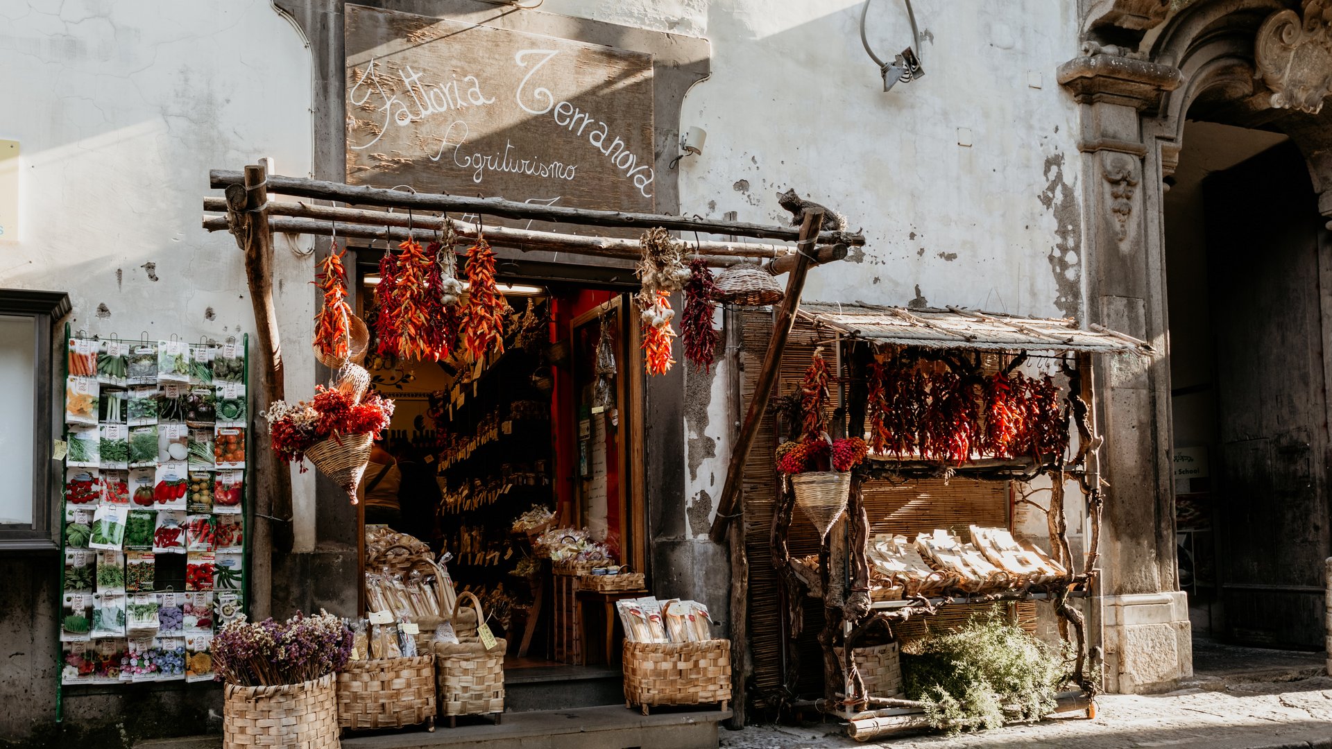 Campania - Caserta, Pompei, Napoli e il presepe vivente a Sorrento