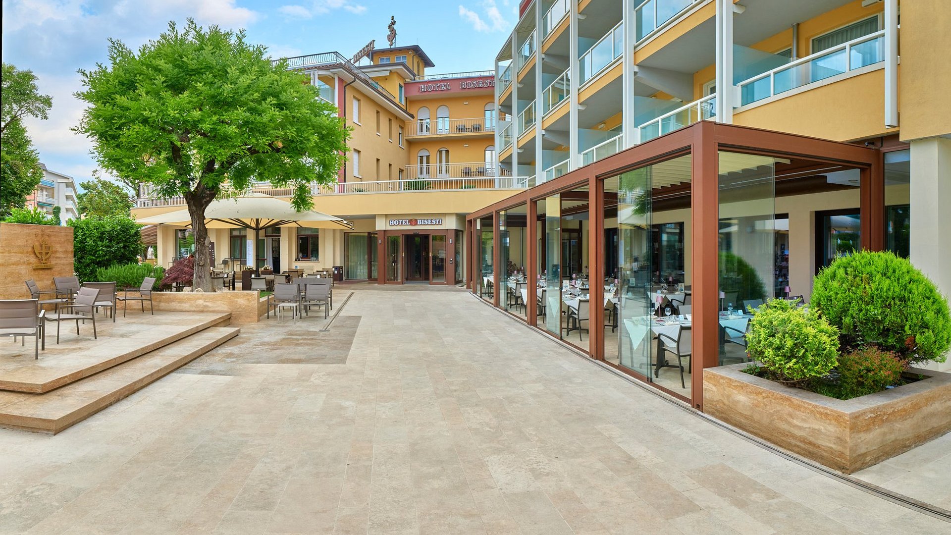 Eröffnung & Abschluss | Gardasee - 3*S Hotel Bisesti